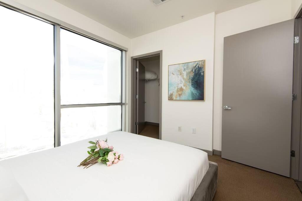 Centrally Located Apartments With Free Parking Γκλέντεϊλ Εξωτερικό φωτογραφία