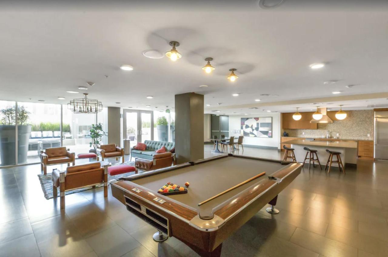 Centrally Located Apartments With Free Parking Γκλέντεϊλ Εξωτερικό φωτογραφία